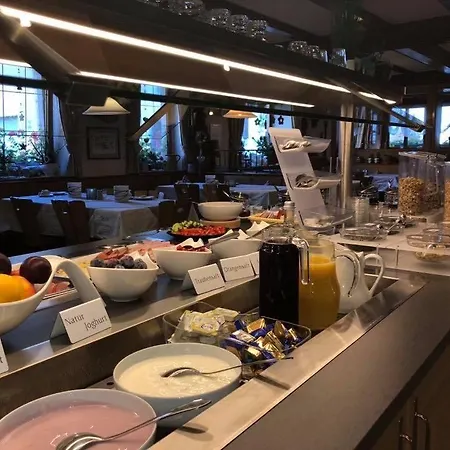 Zur Linde Hotel Lauf