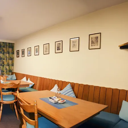 Zur Linde Hotel Lauf