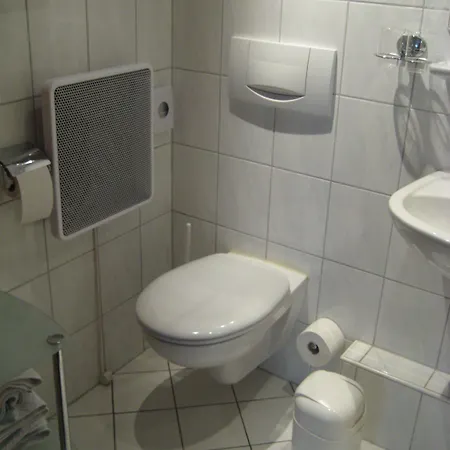 Zur Linde 3* Lauf