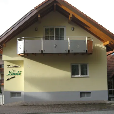 Отель Zur Linde 3*