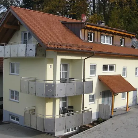 Zur Linde Hotel